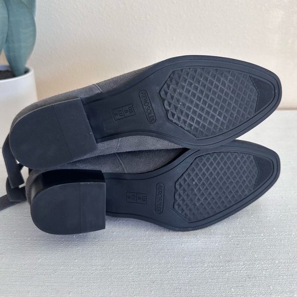 New Aerosoles Crosswalk Gray Suede Ruffled Ankle Booties Women’s 8M - Picture 14 of 14